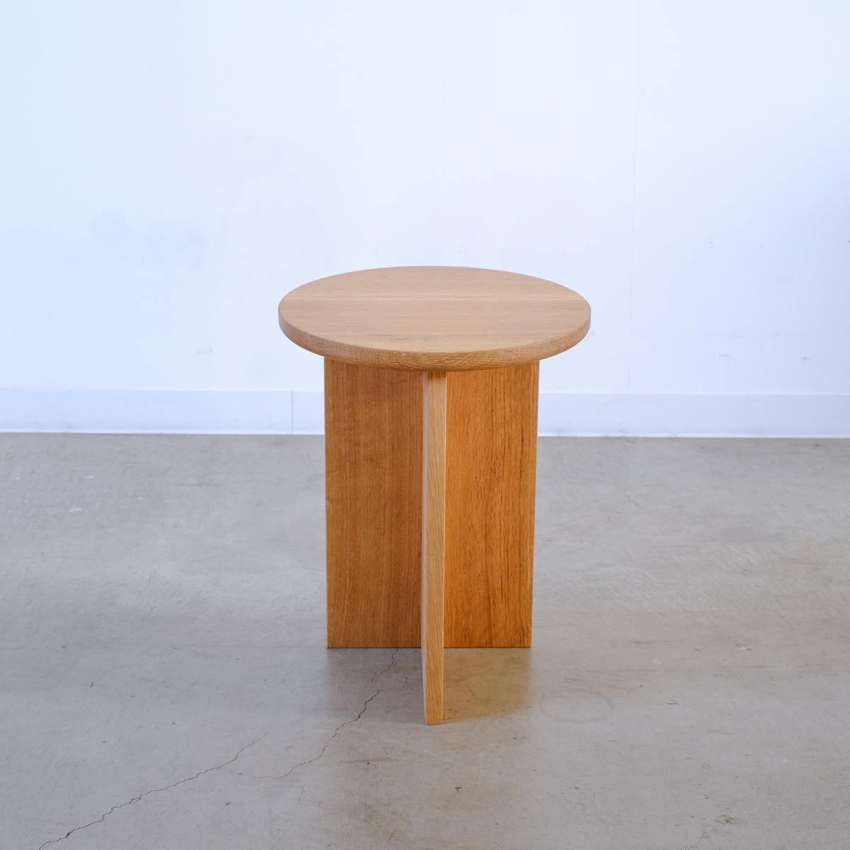 MUKU_Side_Table_top.jpg?v= 